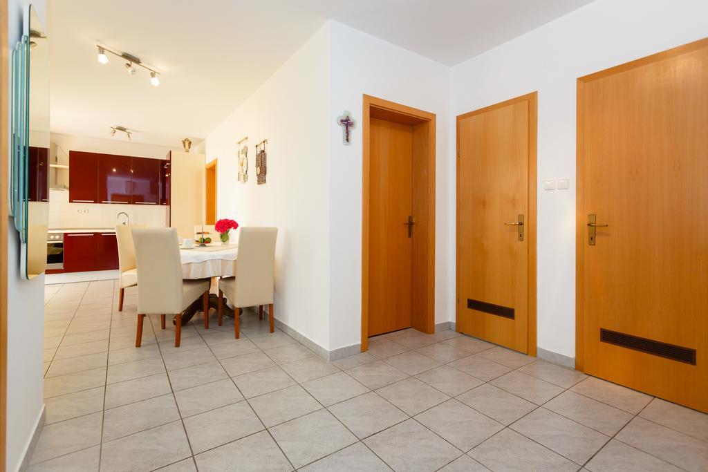 Snjezana Apartment *
